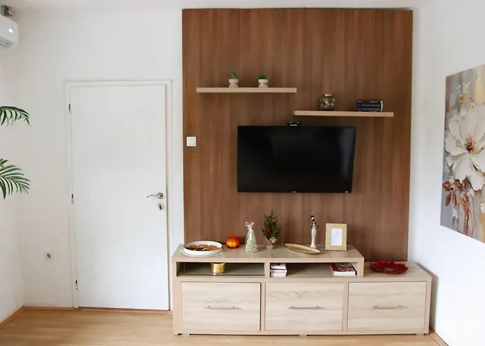 カントリーハウス Vikend Kuca Luka *